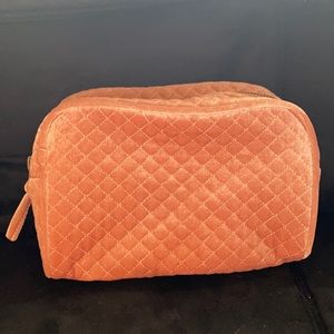 NWOT Pink Velvet quilted makeup pouch